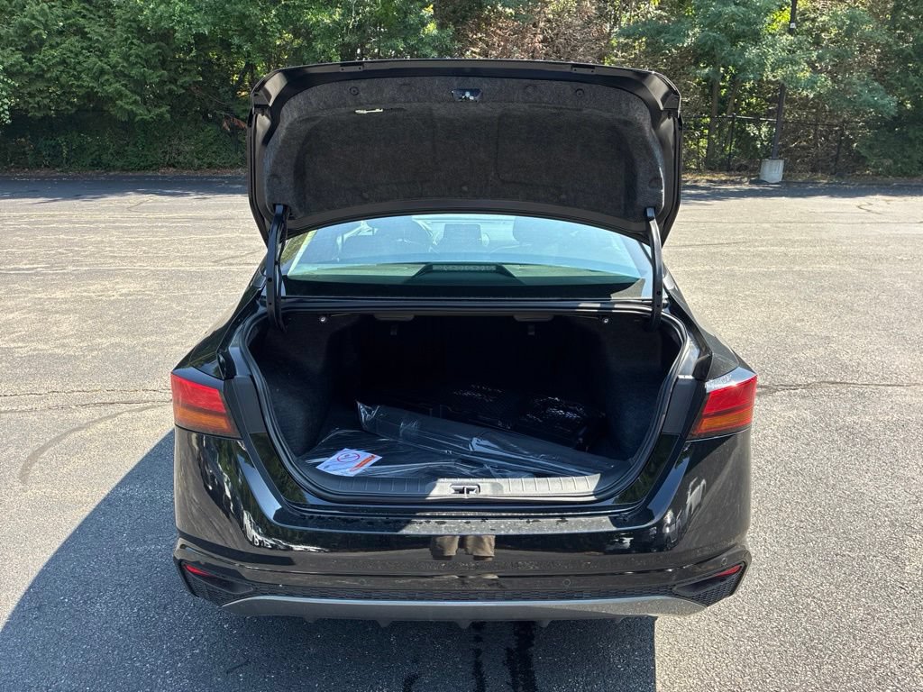 New 2026 Nissan Altima 2.5 SV AWD/4WD image 13