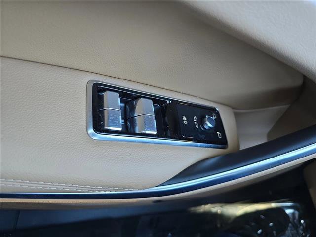 Certified 2023 Jaguar F-PACE S image 27