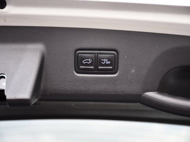 Used 2024 Kia Carnival SX Prestige image 37