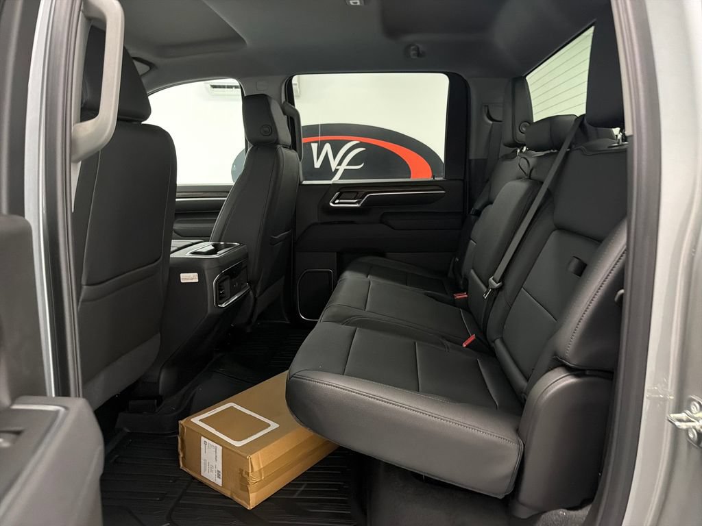 New 2026 GMC Sierra 2500 SLT AWD/4WD image 13