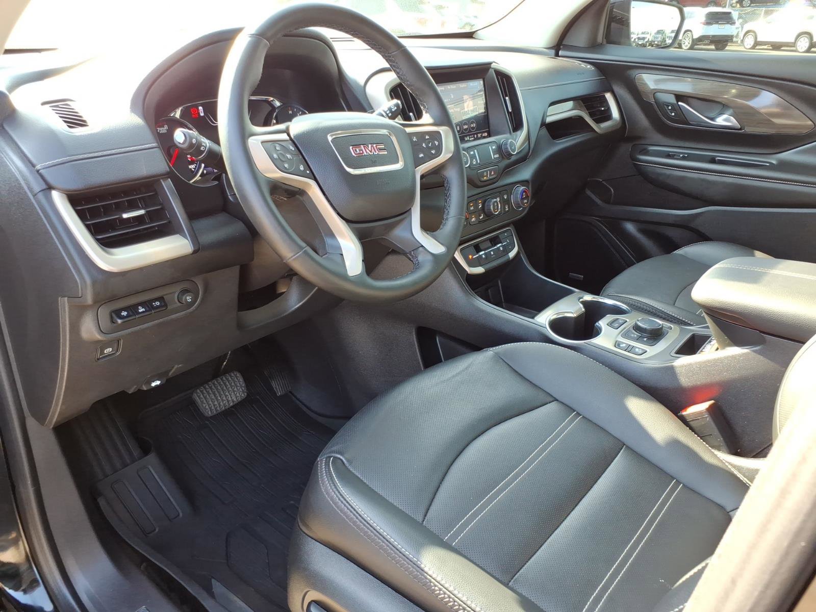 Certified 2024 GMC Terrain Denali w/ Denali Premium Package AWD/4WD image 12
