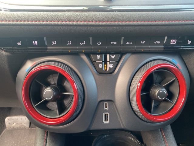 Used 2022 Chevrolet Blazer RS image 24