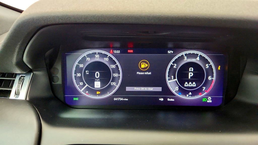 Used 2020 Land Rover Discovery Sport HSE R-Dynamic image 14