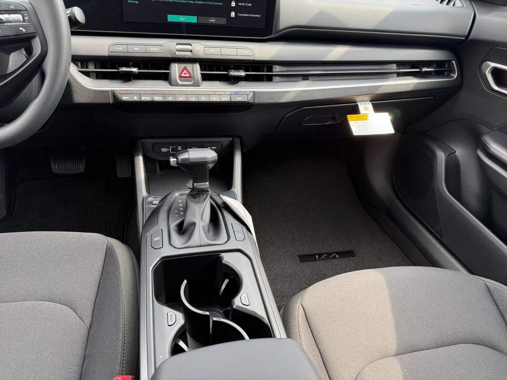 New 2026 Kia K4 FWD image 11
