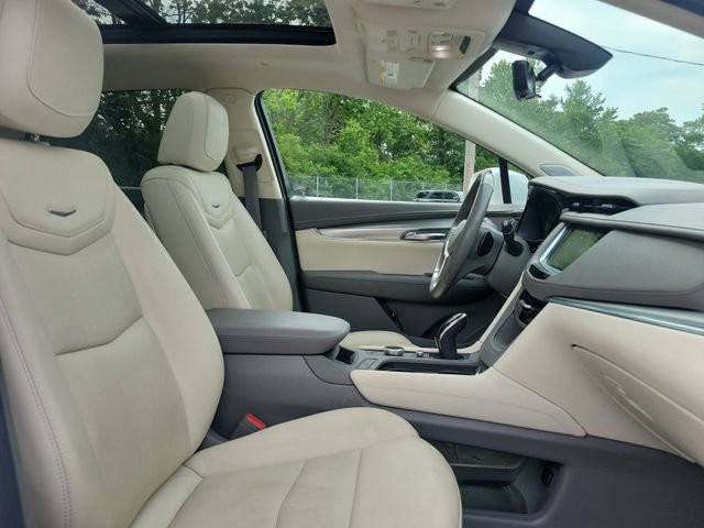 Used 2020 Cadillac XT5 Premium Luxury AWD/4WD image 29