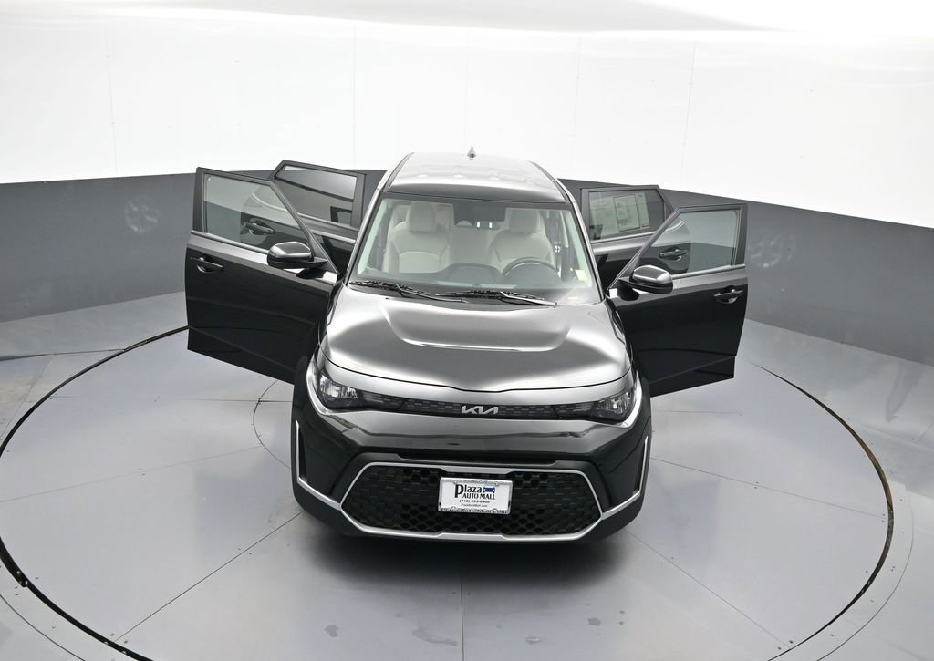 Certified 2025 Kia Soul LX w/ LX Technology Package image 45