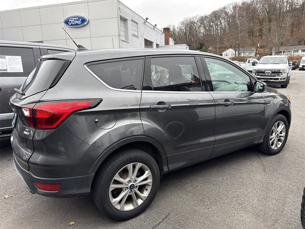 Used 2019 Ford Escape SE image 7