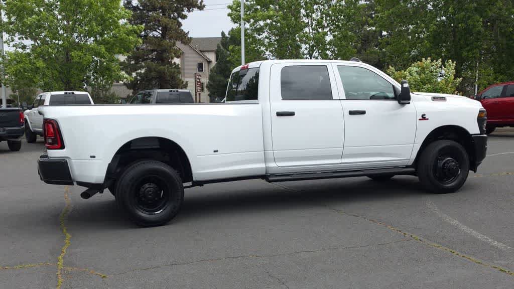 New 2026 RAM 3500 Tradesman AWD/4WD image 9