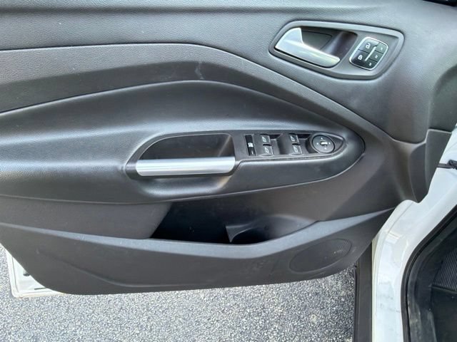 Used 2015 Ford Escape Titanium w/ Equipment Group 301A FWD image 12