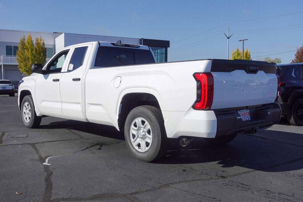 New 2026 Toyota Tundra SR image 5