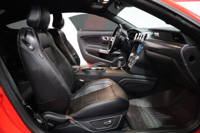Used 2019 Ford Mustang GT Premium w/ GT Performance Package RWD image 7