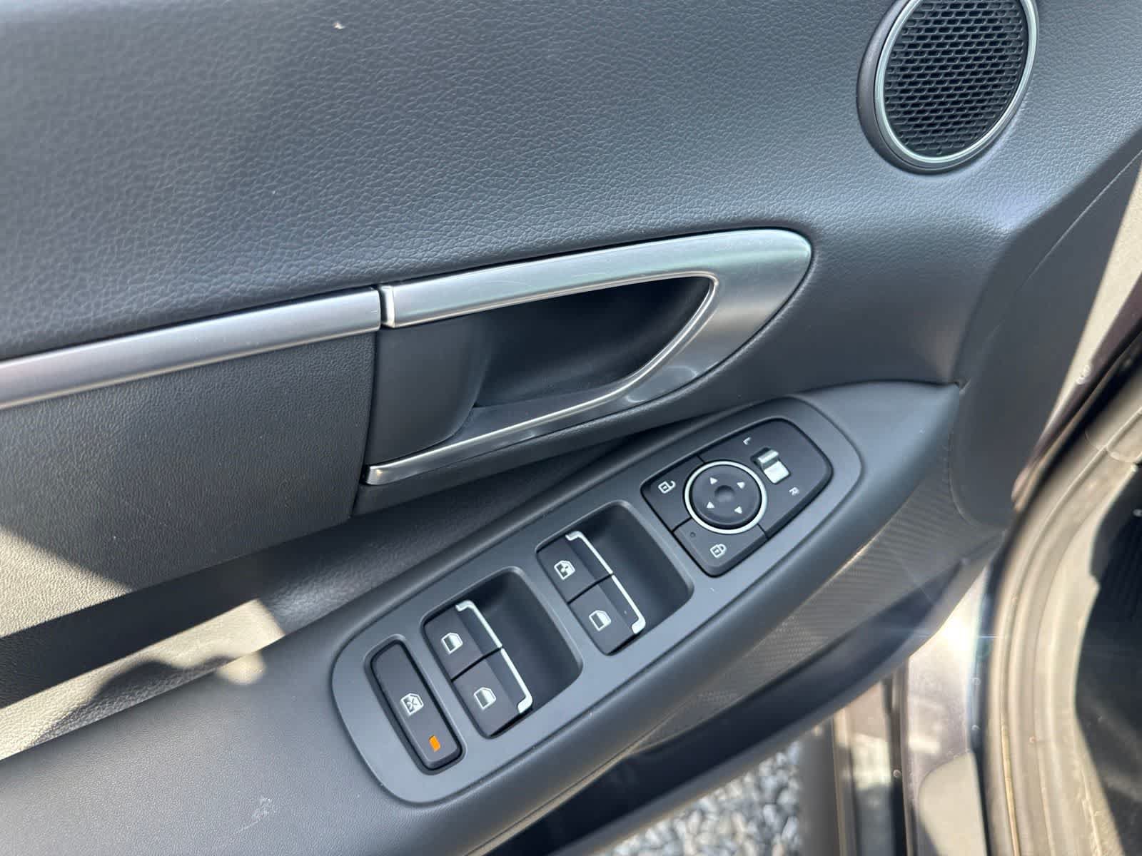 Used 2021 Hyundai Sonata SE FWD image 15