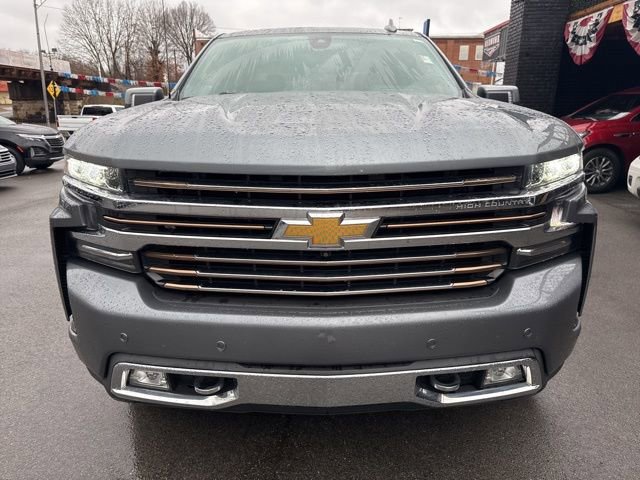 Used 2021 Chevrolet Silverado 1500 High Country w/ Technology Package image 4