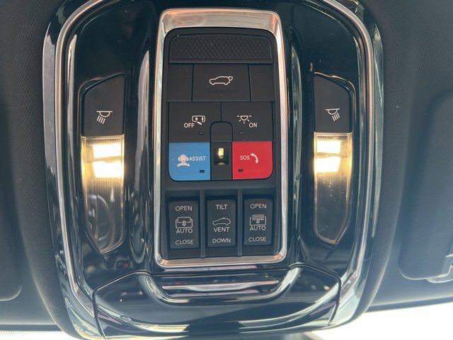 Used 2023 Jeep Grand Cherokee L Overland w/ Rear Seat Video Group I image 5