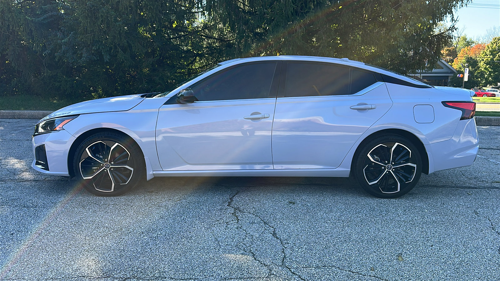 Certified 2023 Nissan Altima 2.5 SR w/ SR Premium Package AWD/4WD image 28