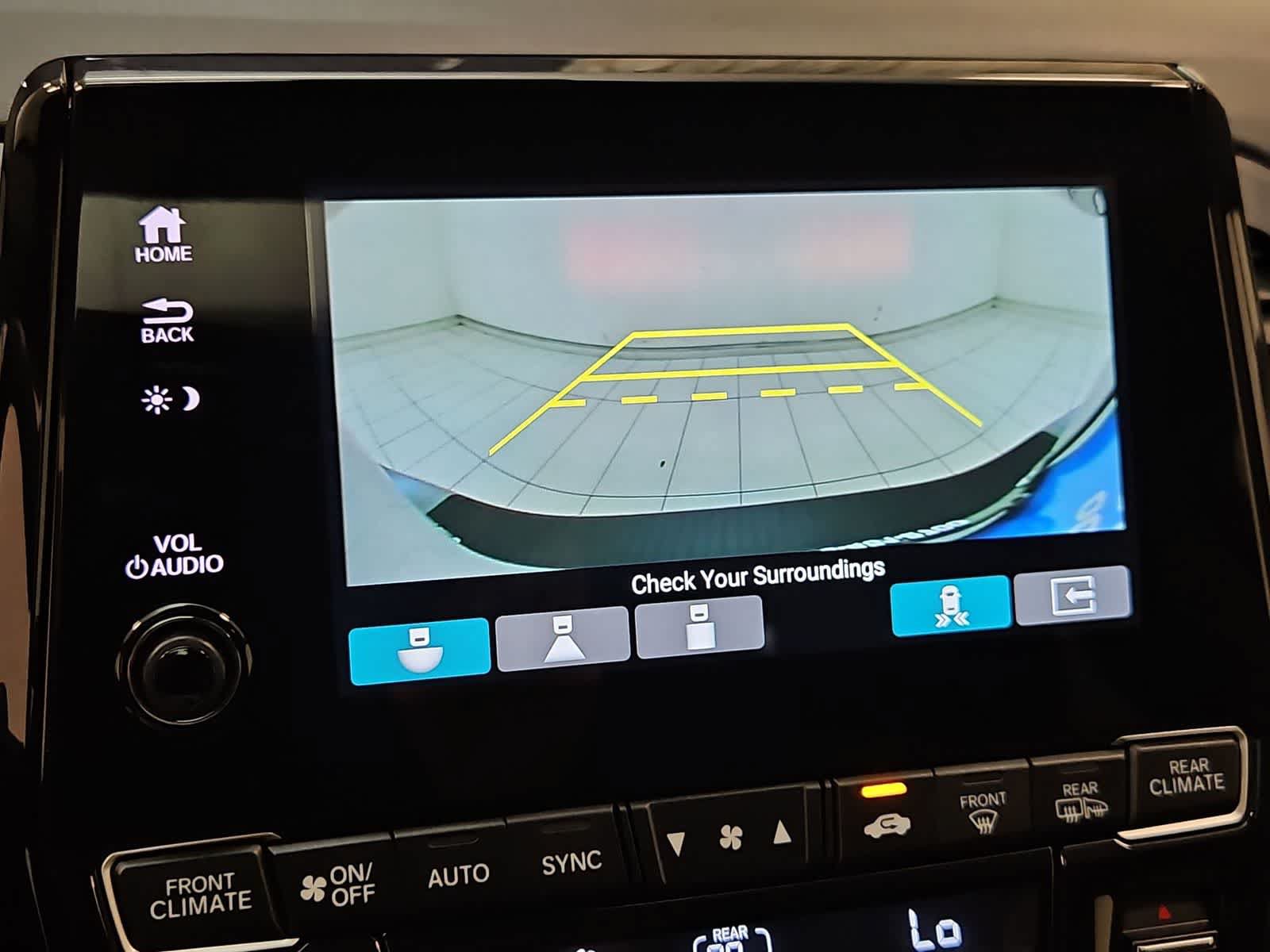 Certified 2023 Honda Odyssey Touring image 4