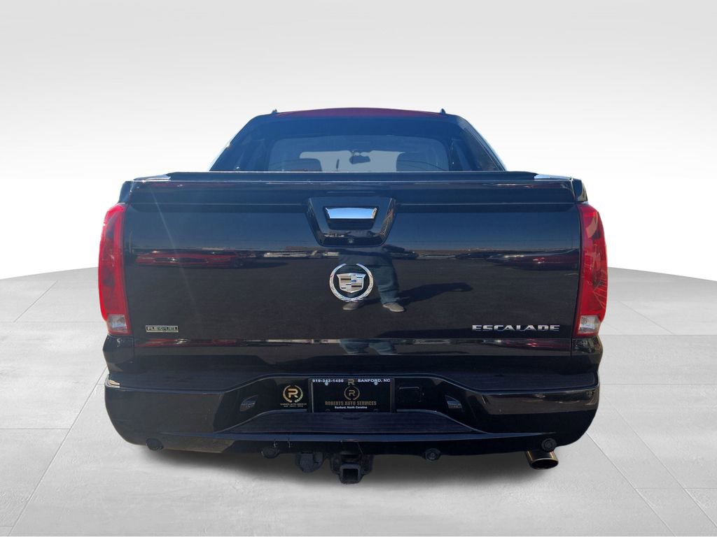 Used 2011 Cadillac Escalade EXT Luxury AWD/4WD image 10