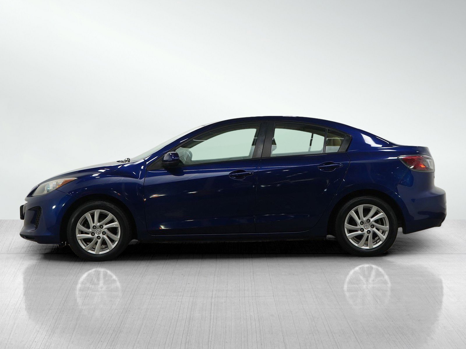 Used 2012 MAZDA MAZDA3 i Touring image 2