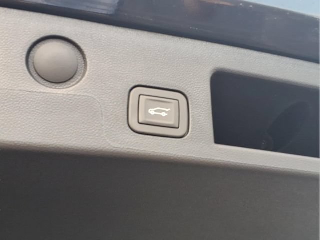 New 2026 Chevrolet Equinox LT w/ Convenience Package II FWD image 20
