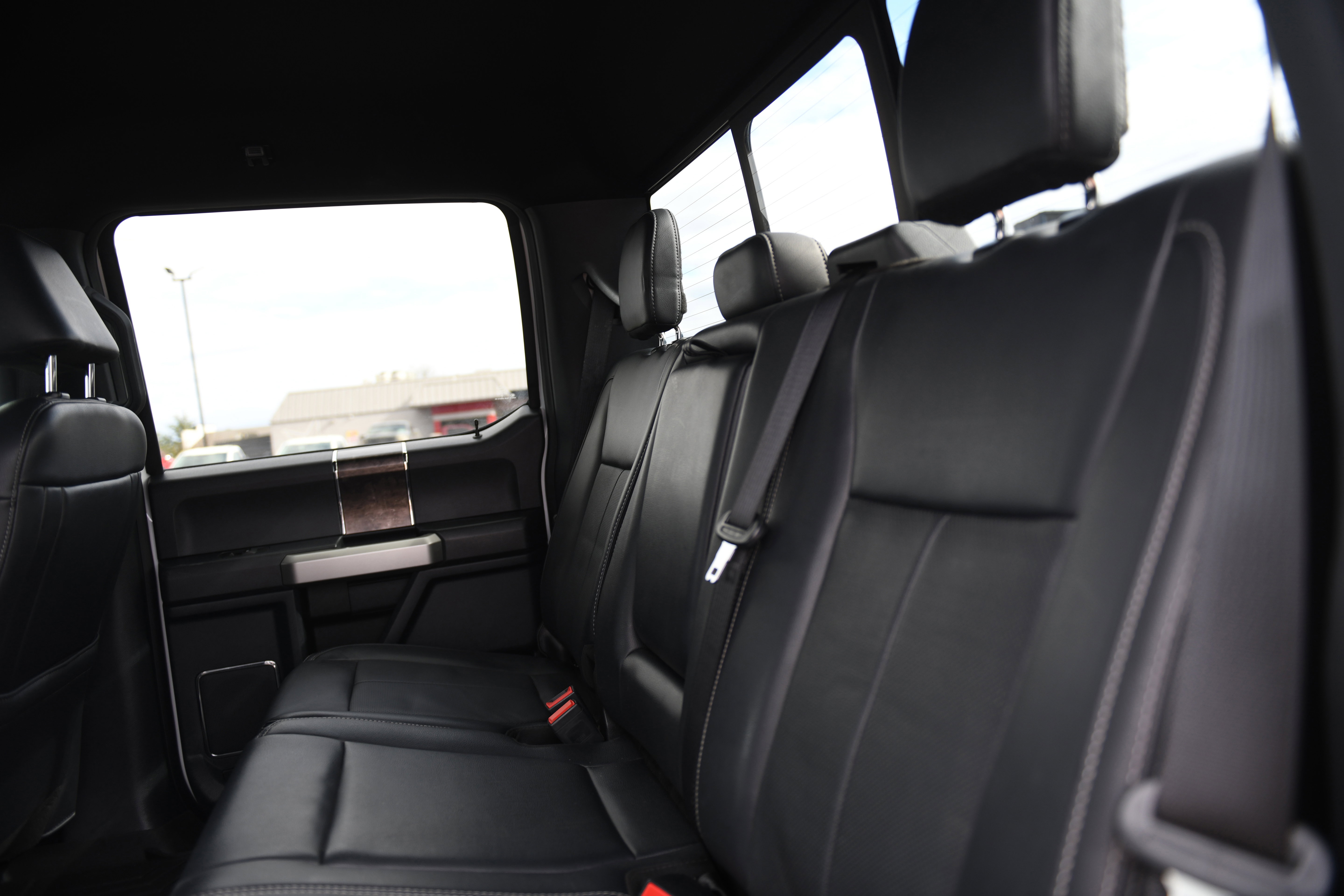 Used 2022 Ford F250 Lariat w/ Tremor Off-Road Package image 21