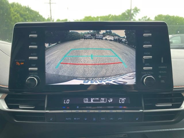 Used 2021 Toyota Sienna XSE w/ XSE Plus Package FWD image 22