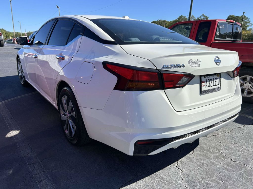 Used 2019 Nissan Altima 2.5 S FWD image 2