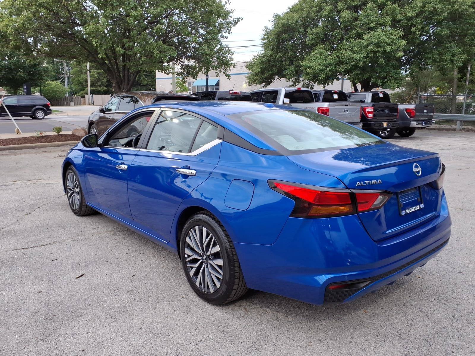 Used 2025 Nissan Altima 2.5 SV FWD image 5