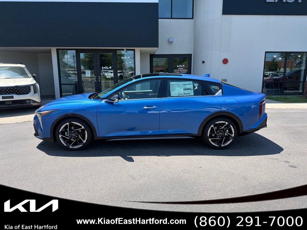 New 2026 Kia K4 GT-Line w/ GT-Line Sunroof Package FWD image 2