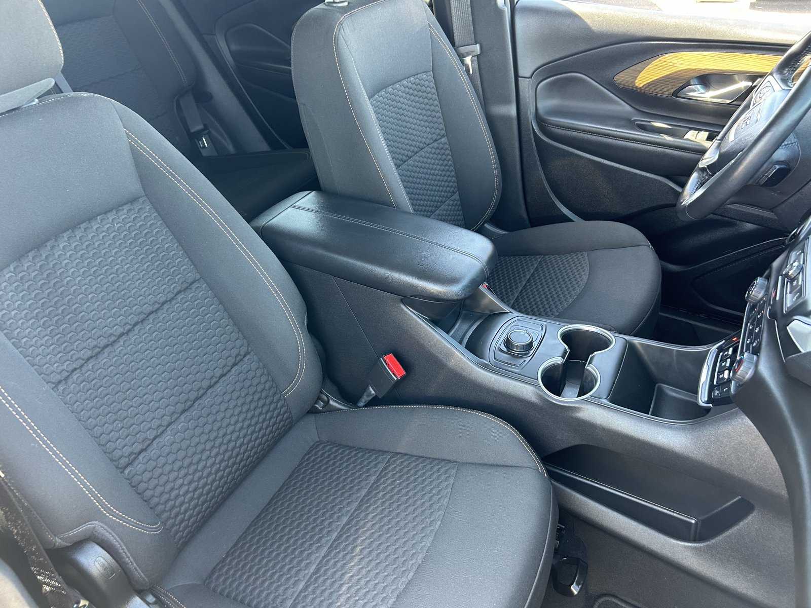 Certified 2021 GMC Terrain SLE w/ Elevation Edition FWD image 11