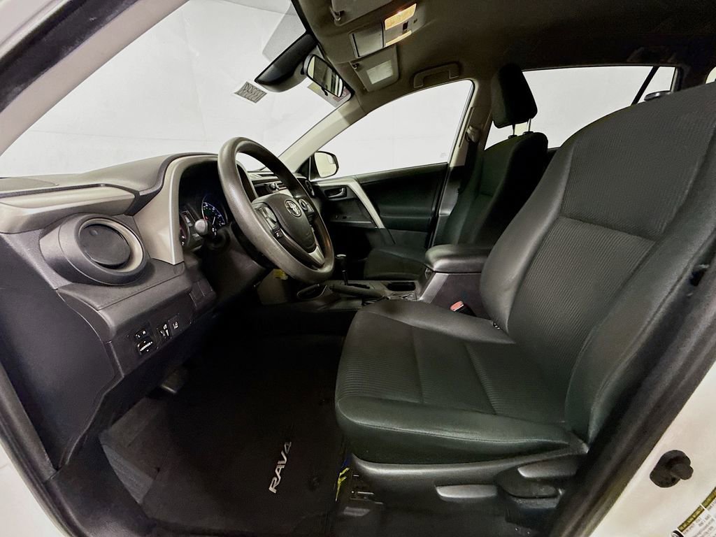 Certified 2017 Toyota RAV4 LE FWD image 10