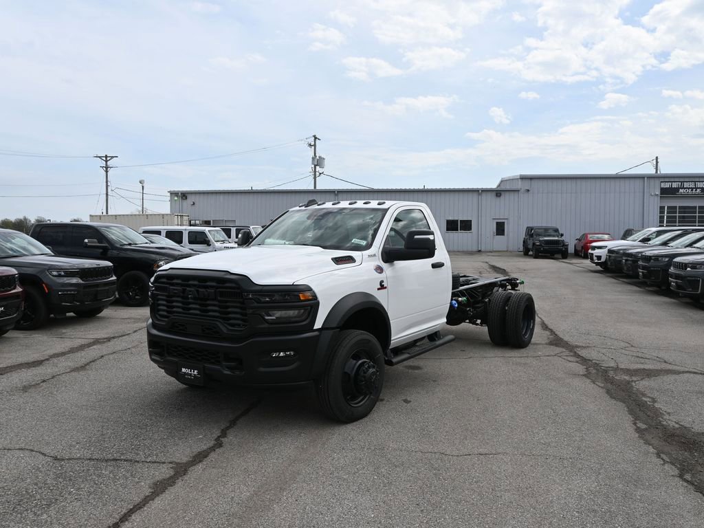 New 2026 RAM 5500 Tradesman AWD/4WD image 6