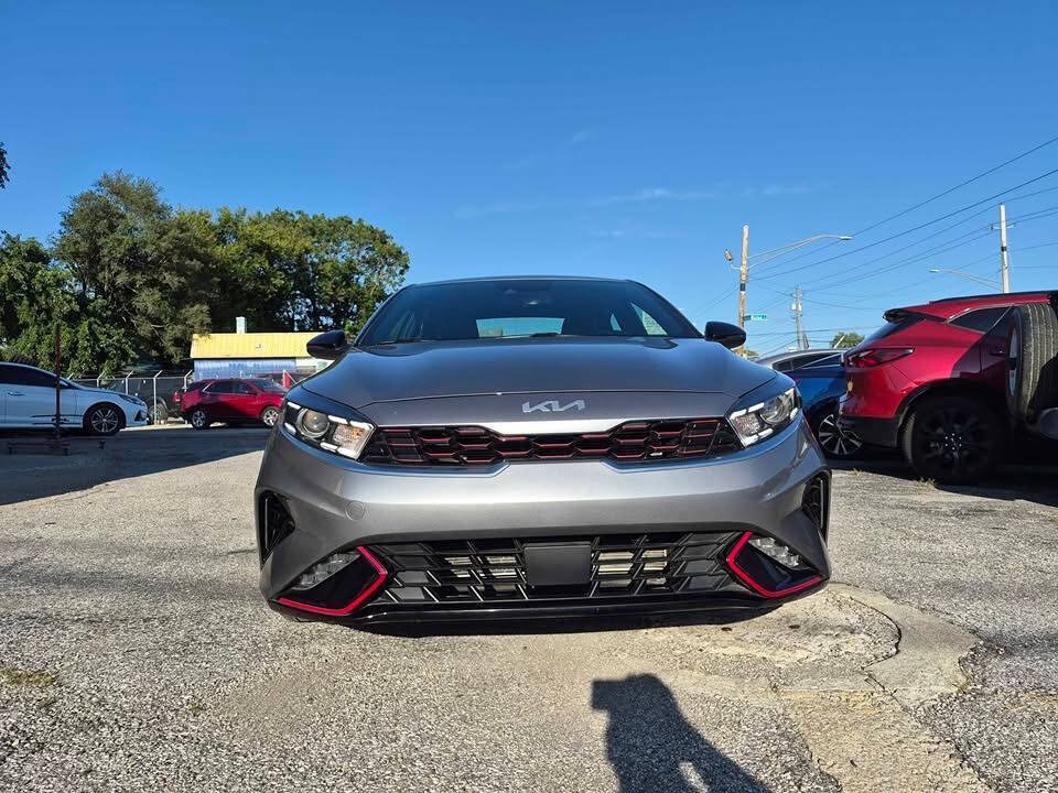Used 2024 Kia Forte GT-Line w/ GT-Line Premium Package FWD image 2