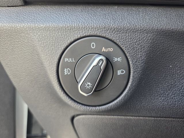 Used 2021 Volkswagen Jetta R-Line image 23