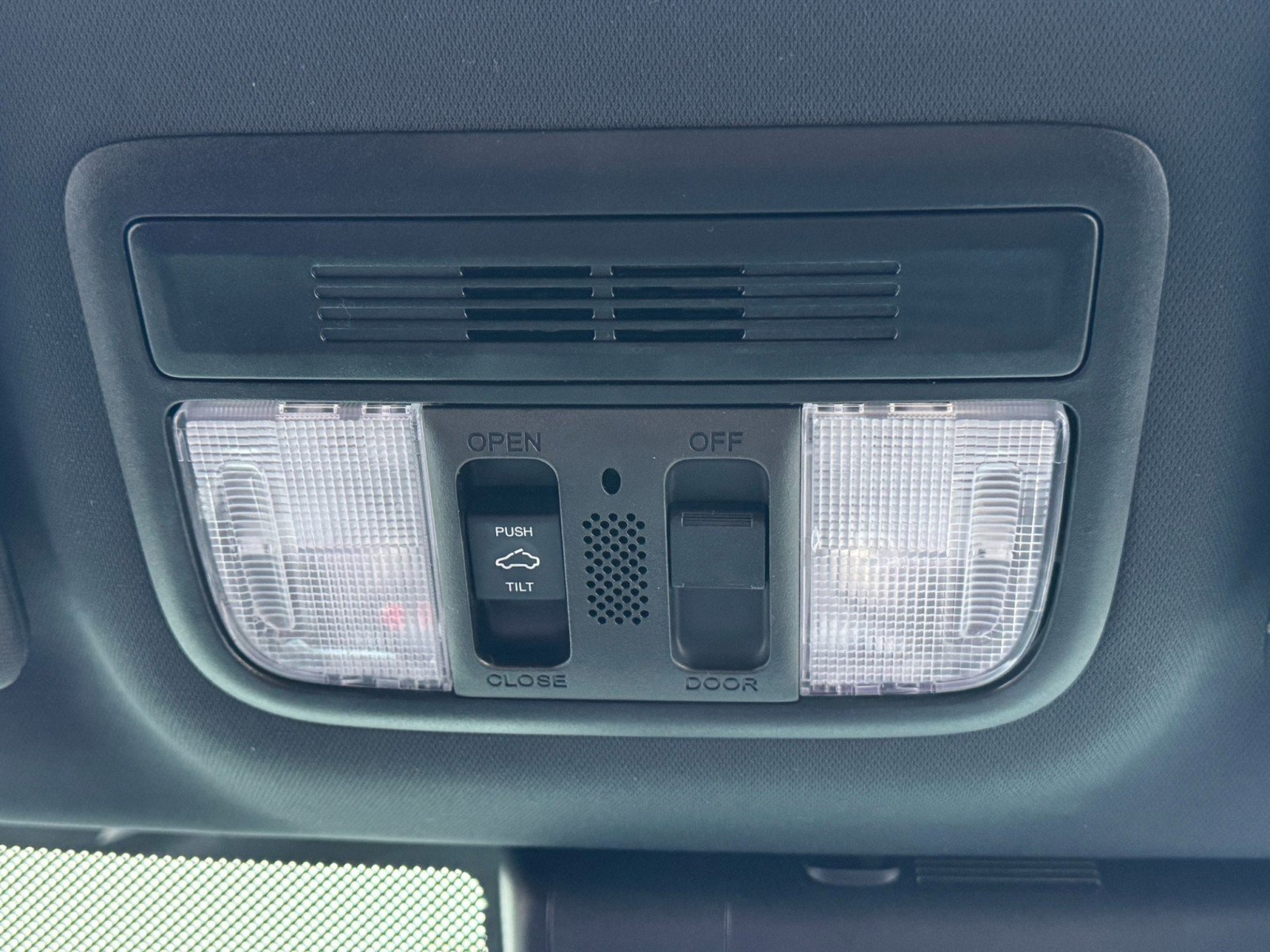 Used 2020 Honda Civic EX image 28