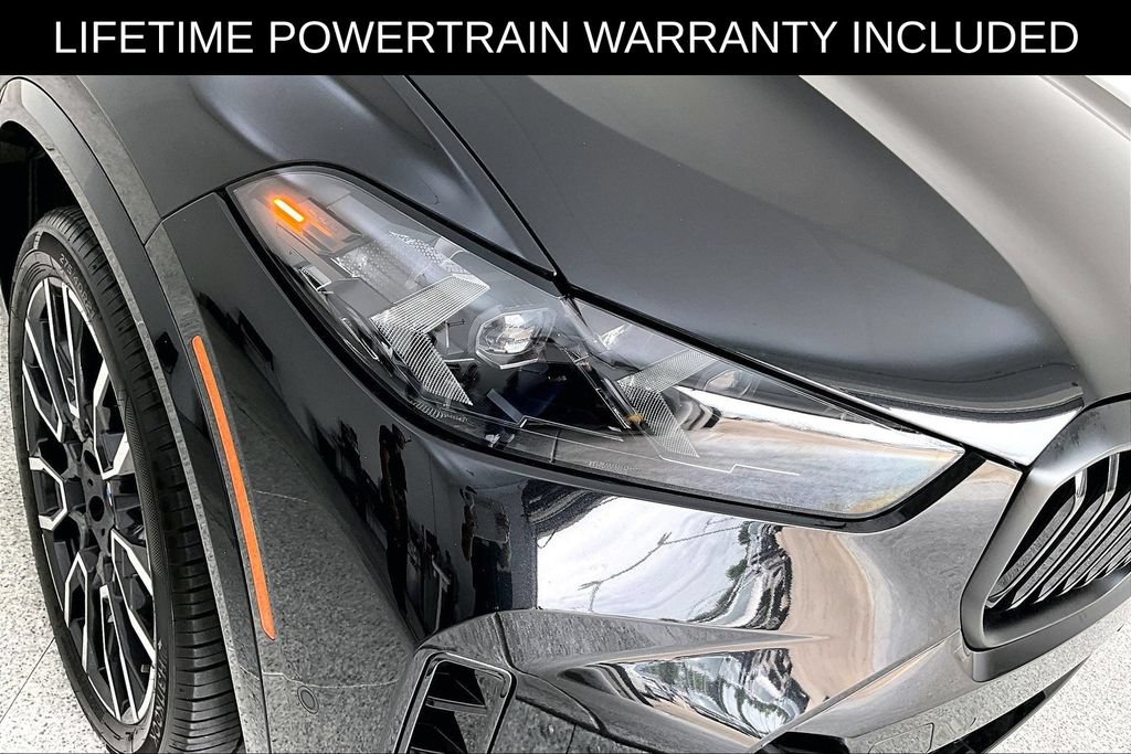 Used 2026 BMW X5 xDrive50e w/ M Sport Package AWD/4WD image 39