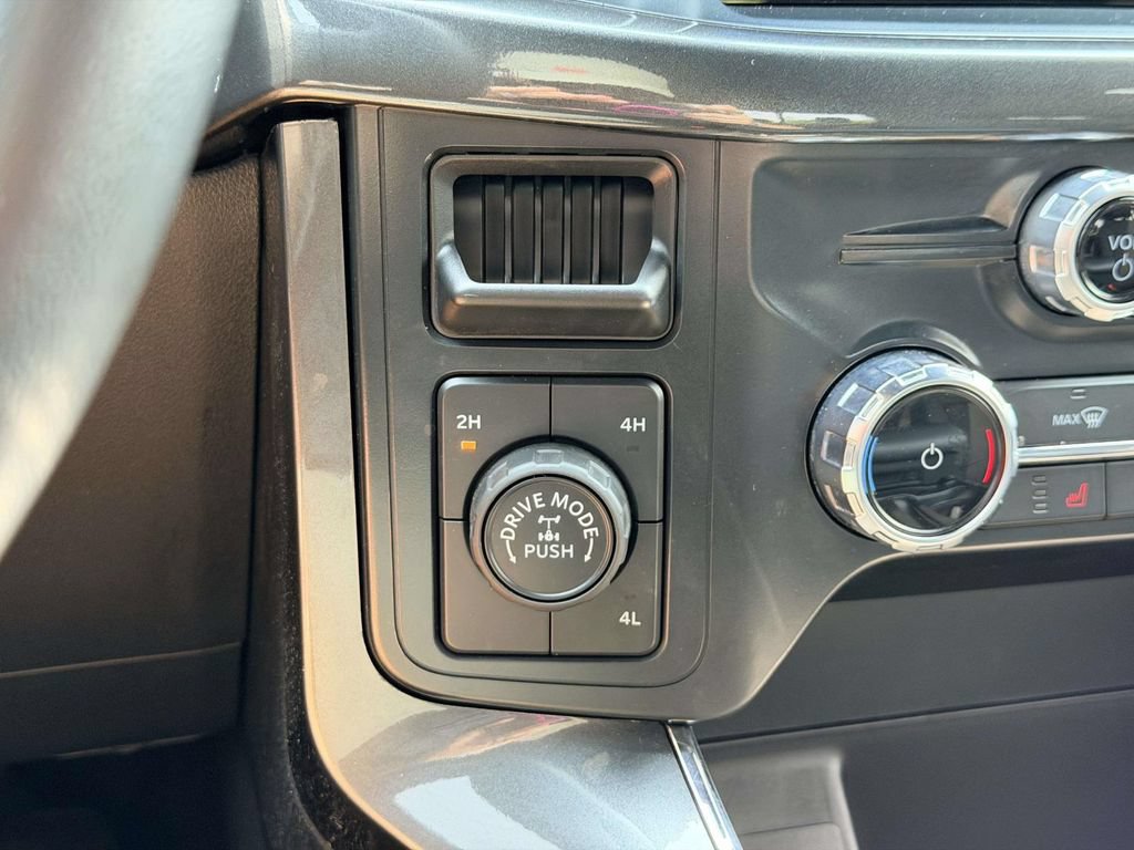 Used 2022 Ford F150 XLT w/ Equipment Group 302A High AWD/4WD image 6