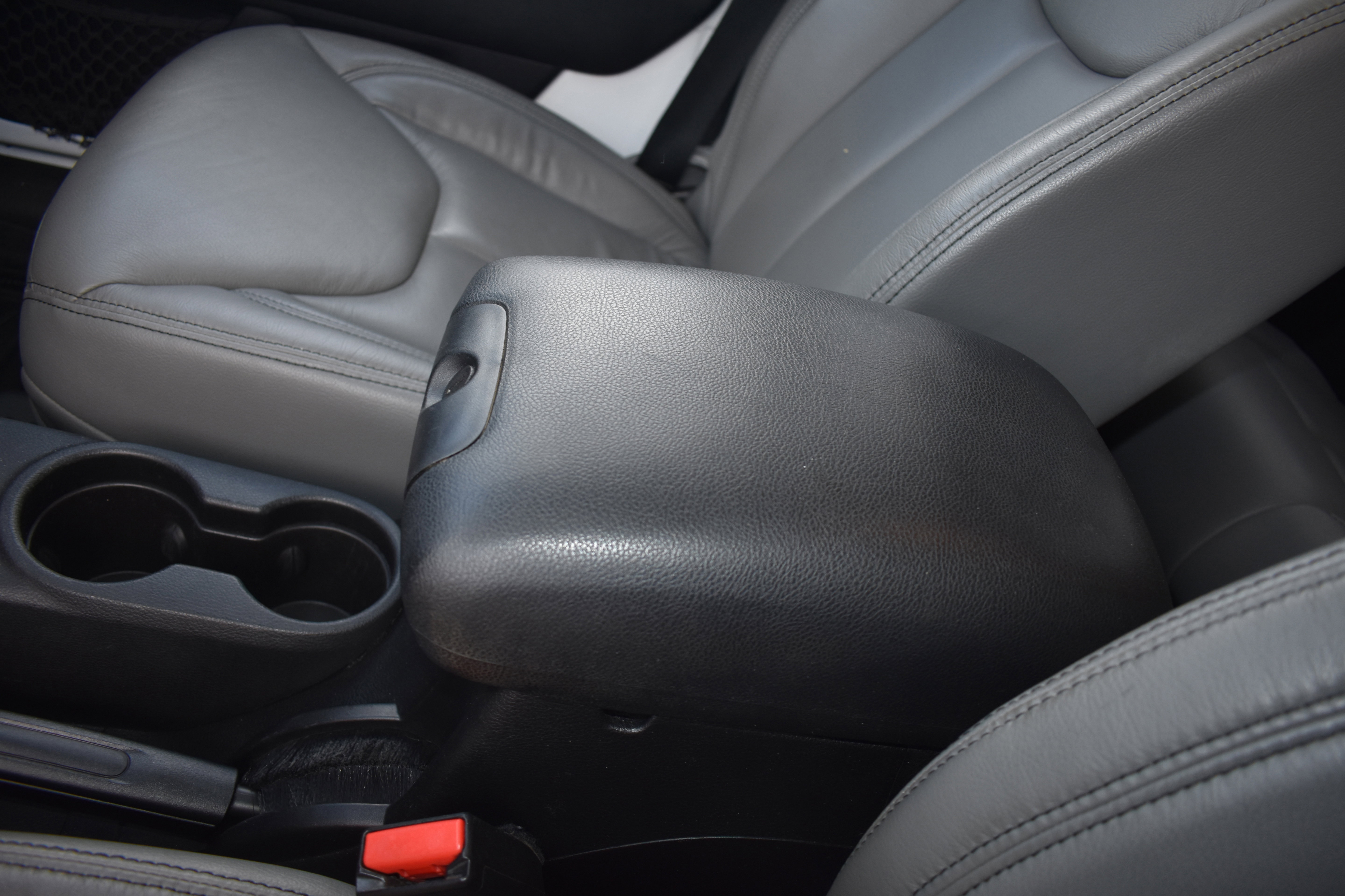 Used 2013 Jeep Wrangler Unlimited Sport image 20