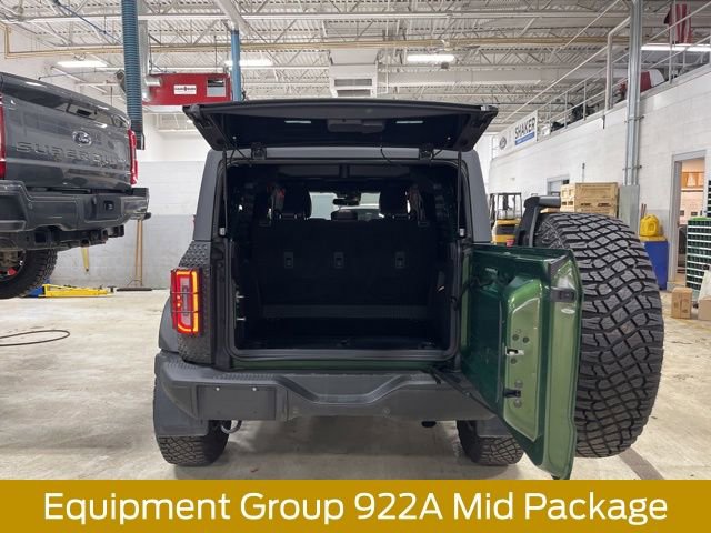Used 2022 Ford Bronco Everglades image 9