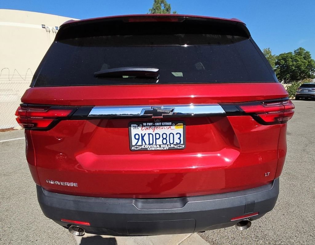 Used 2023 Chevrolet Traverse LT image 5