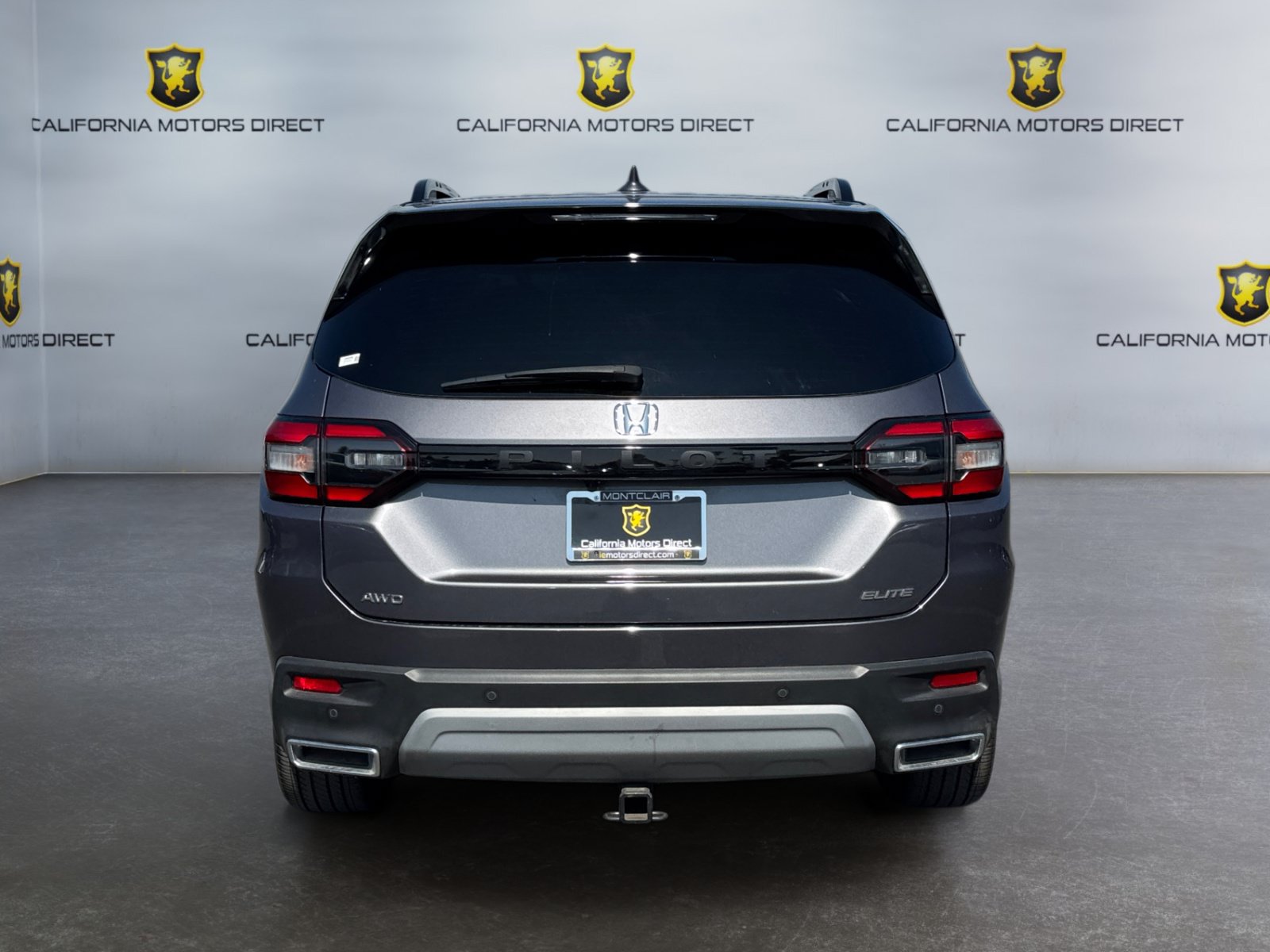 Used 2025 Honda Pilot Elite image 4