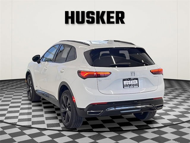 Used 2025 Buick Envision Sport Touring image 5