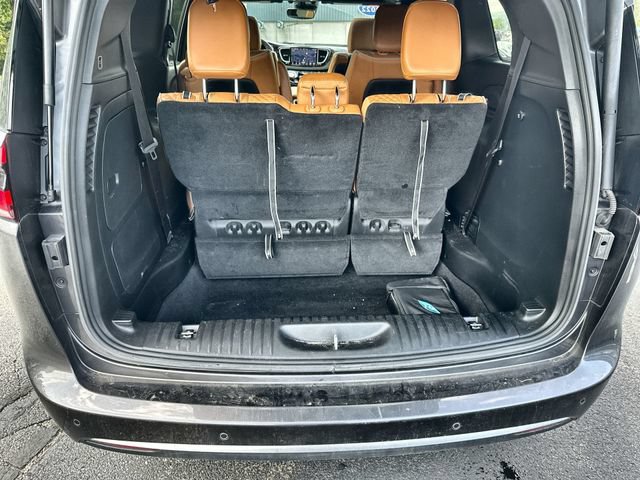 Used 2022 Chrysler Pacifica Pinnacle FWD image 27