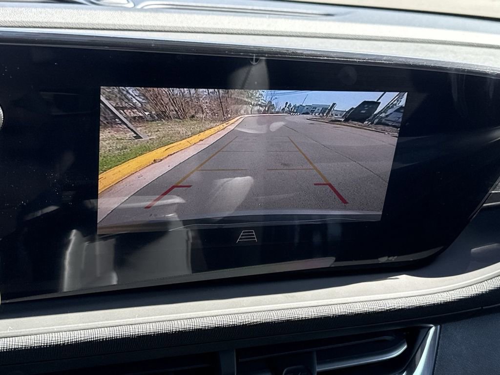 New 2026 Buick Envista Sport Touring w/ Convenience I Package FWD image 19
