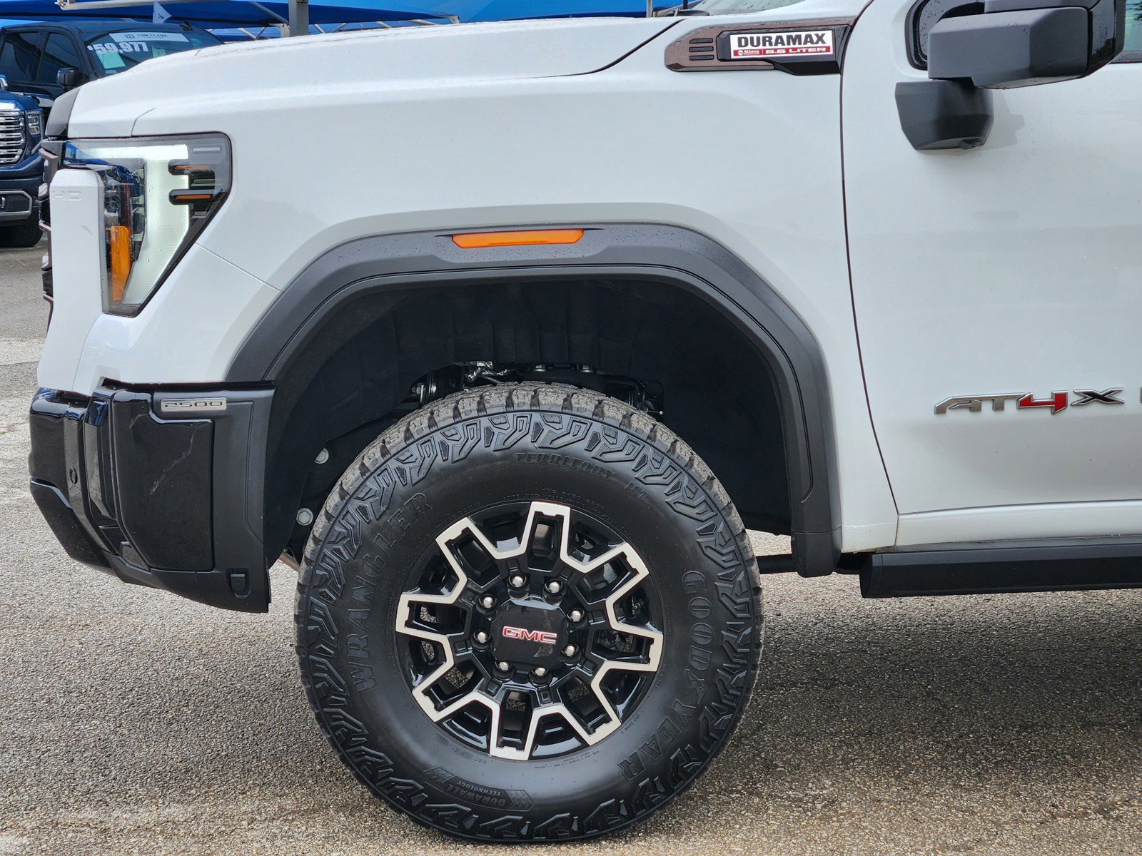 Used 2026 GMC Sierra 2500 AT4X AWD/4WD image 27