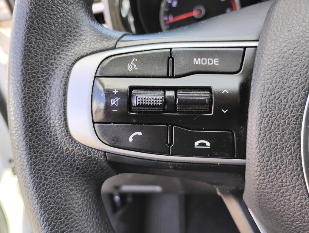 Used 2023 Kia K5 LXS FWD image 22