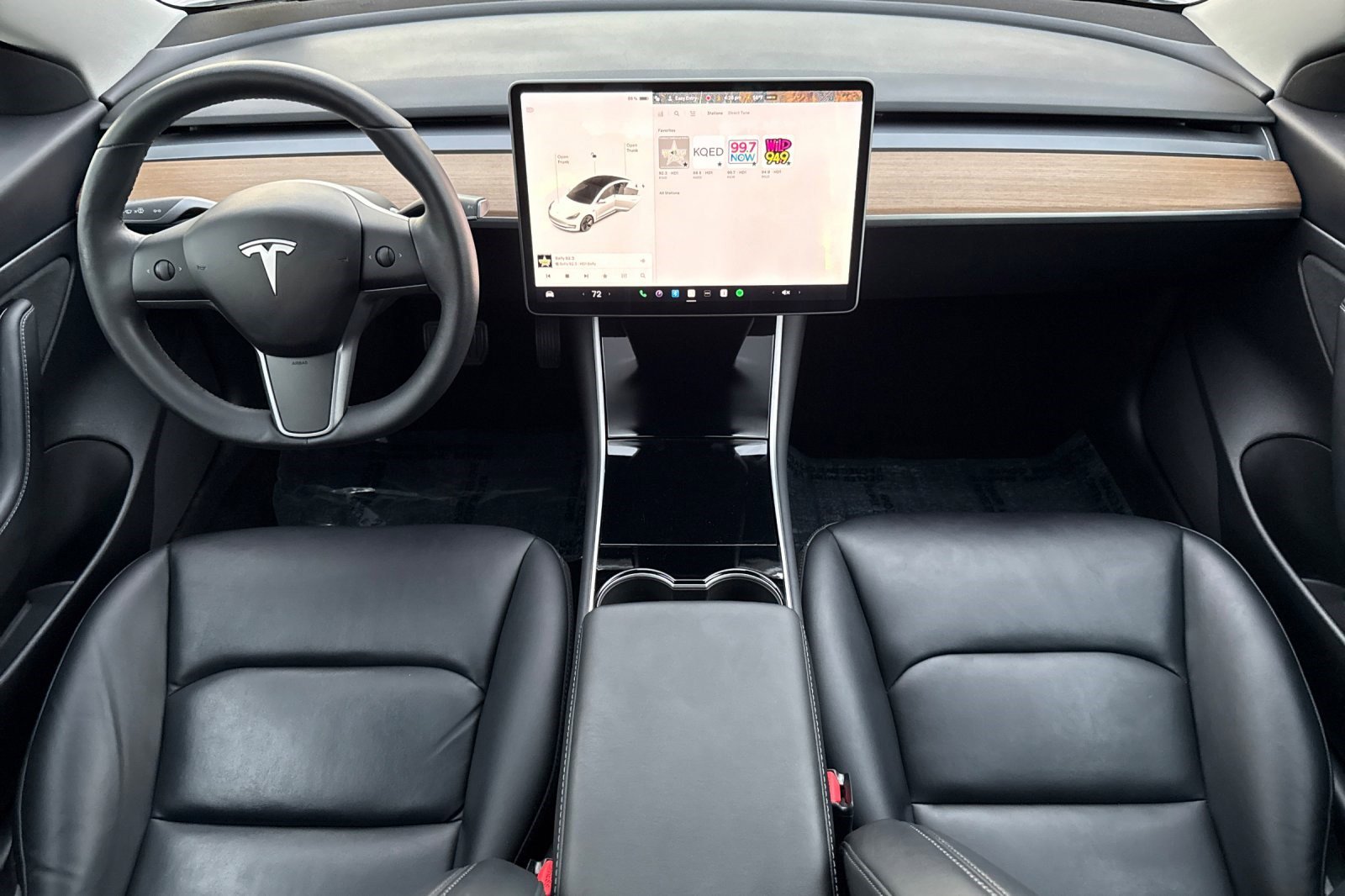 Used 2020 Tesla Model 3 Standard Range image 17