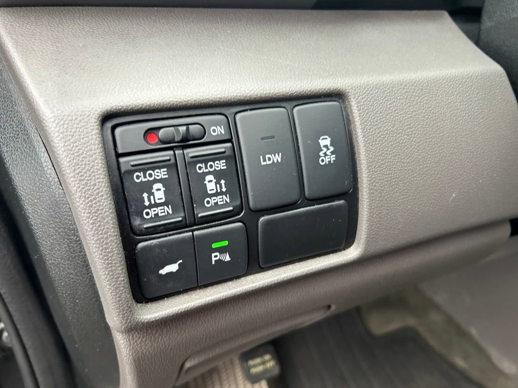 Used 2016 Honda Odyssey Touring image 21