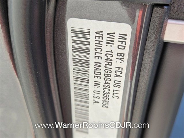 New 2025 Jeep Grand Cherokee Limited image 19