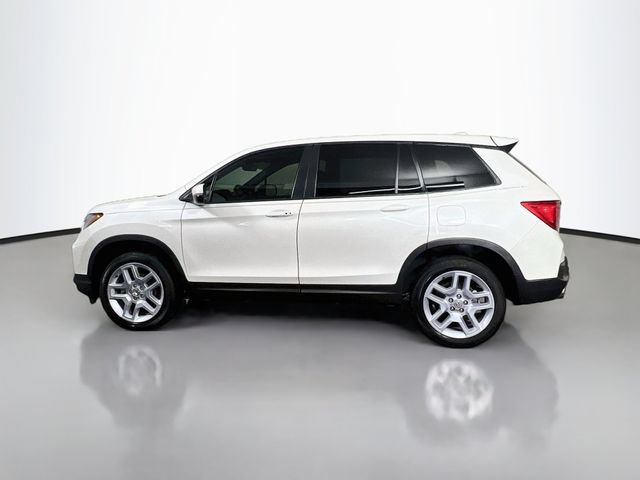 Certified 2025 Honda Passport EX-L image 6