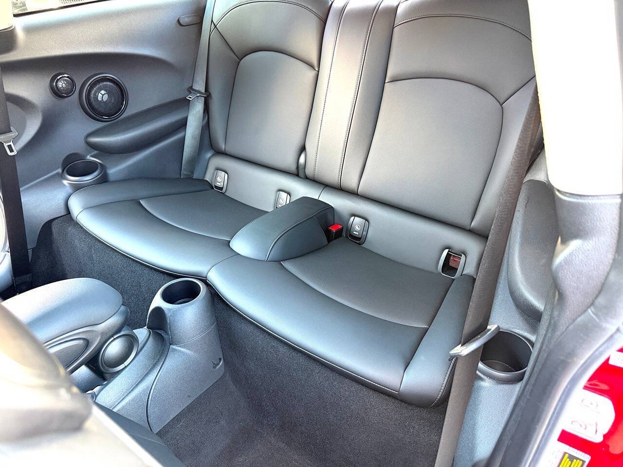 Used 2019 MINI Cooper S FWD image 32